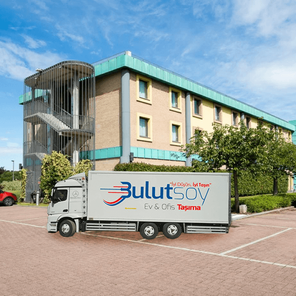 Otel Taşıma : Kapak Görseli